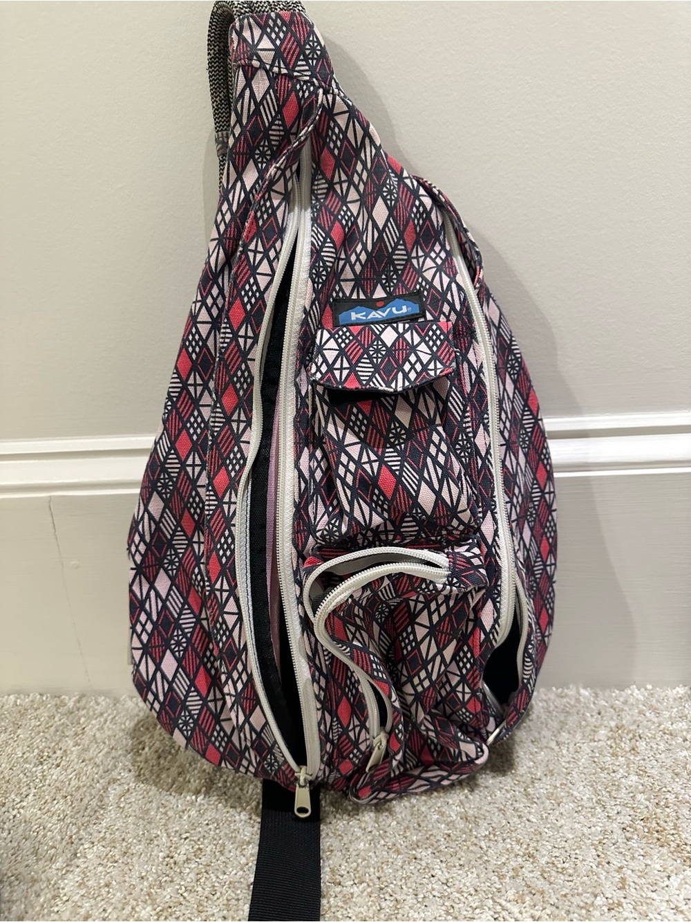 Kavu Diamond-Print Sling Bag in Pink, Black & White - Picture 1 of 4